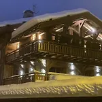 Whymper Avec Piscine 150m Telepherique 木屋