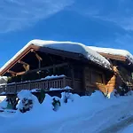Whymper Avec Piscine 150m Telepherique 梅杰夫